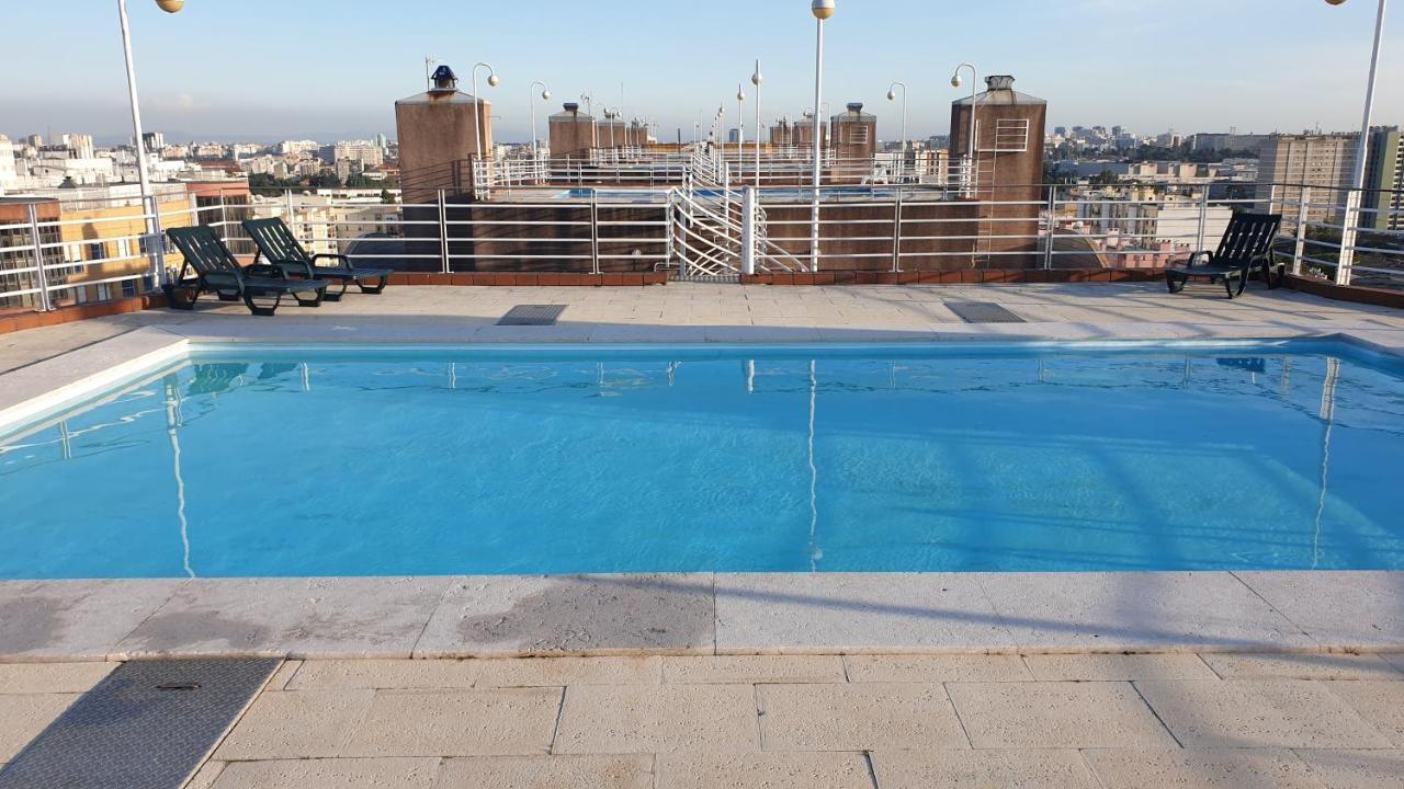 Apart Lisbon Pool Metro Garage Buitenkant foto