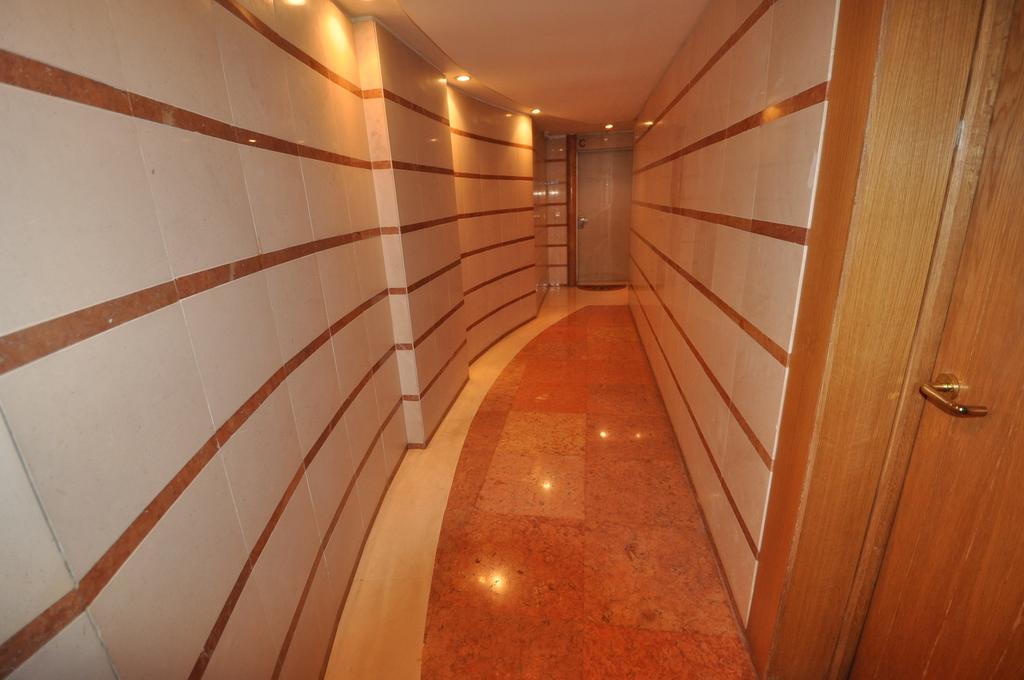 Apart Lisbon Pool Metro Garage Kamer foto